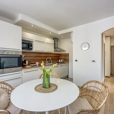City Center Liu - Happy Apartment *