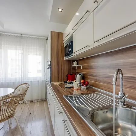 City Center Liu - Happy Apartment *